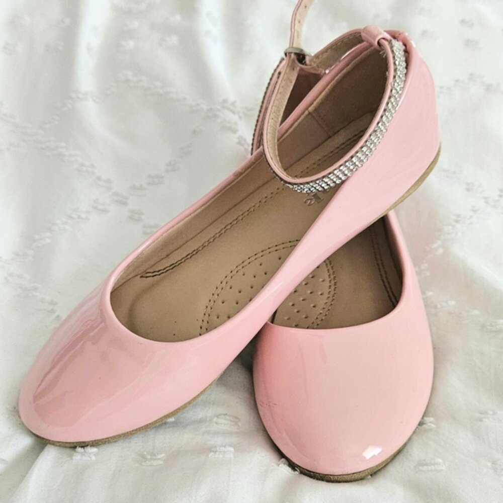 Elegant Pink Kids Dress Shoes with Sparkling Strap
